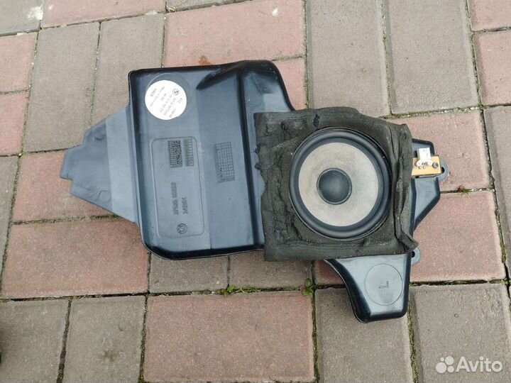 Динамик в заднюю полку BMW E39 Седан