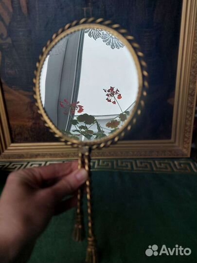 Антикварное ручное зеркало