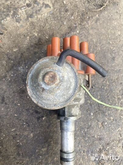 Распределитель зажигания M110 Mercedes