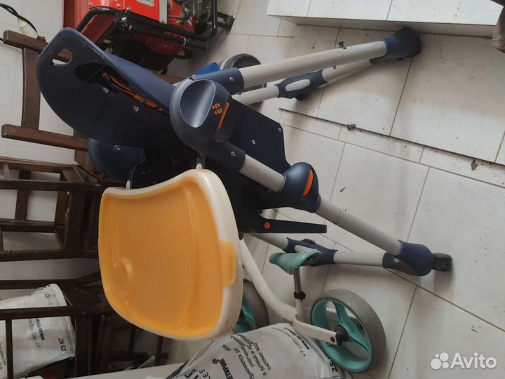 Стульчик для кормления chicco