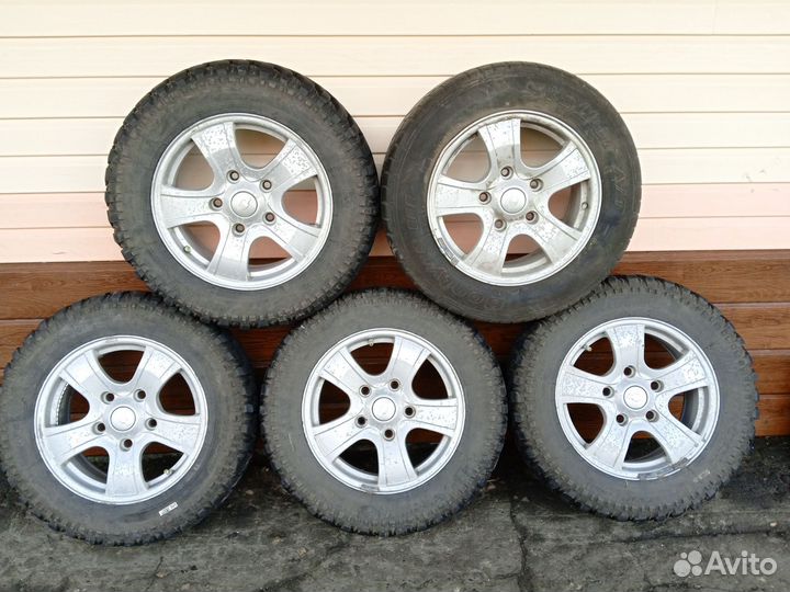 Колеса r16 литые Chevrolet niva