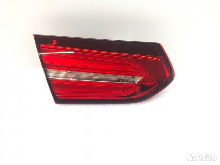 Фонарь крышки багажника (внутренний) задний левый
