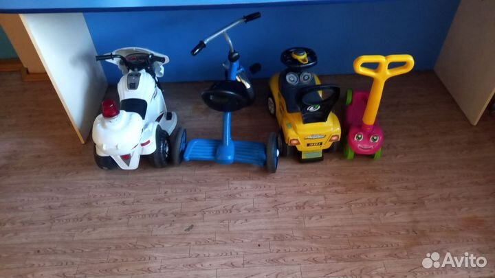 Машинка-каталка,велосипед, мотоцикл