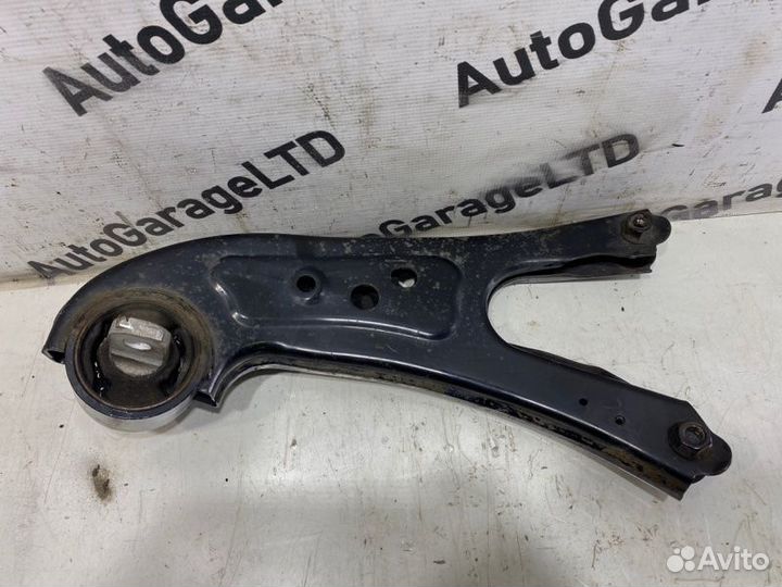 Рычаг подвески задний правый Lexus Rx450H GYL25