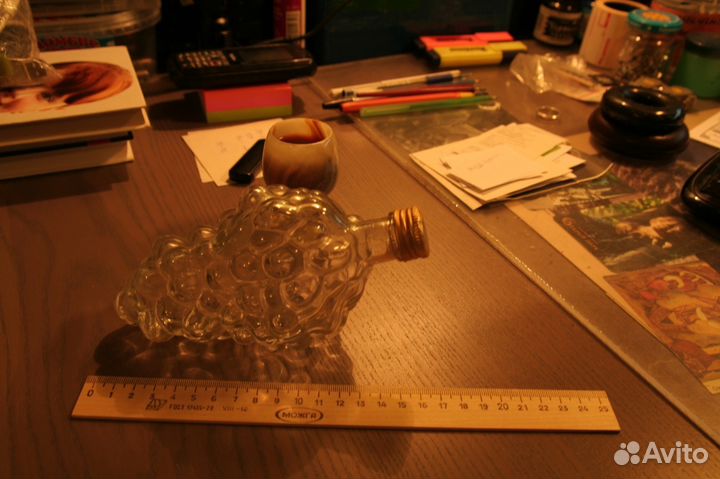 Бутылка стеклянная прозрачная 