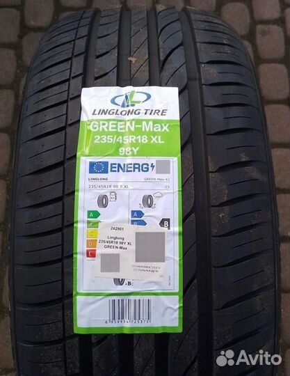 Pirelli Powergy 235/45 R18 98Y