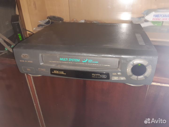 Видеомагнитофон jvc бу + 74 видеокассеты