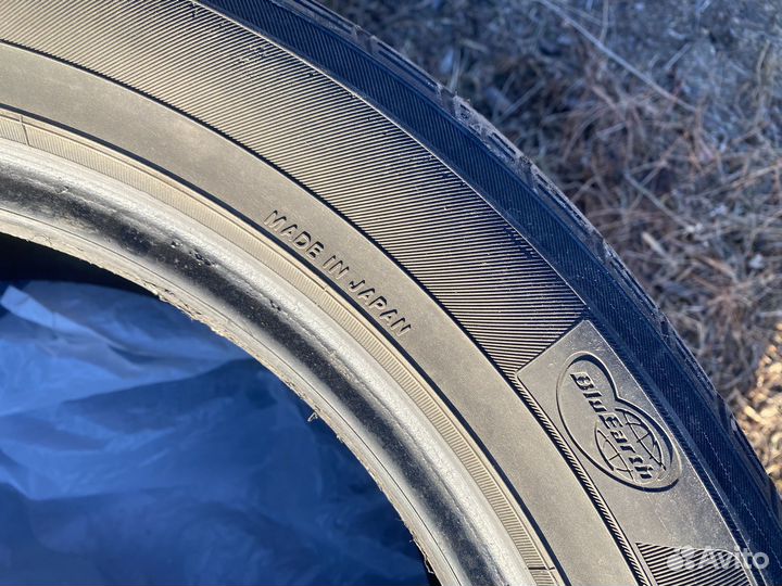 Yokohama BluEarth RV-01 215/55 R17 94