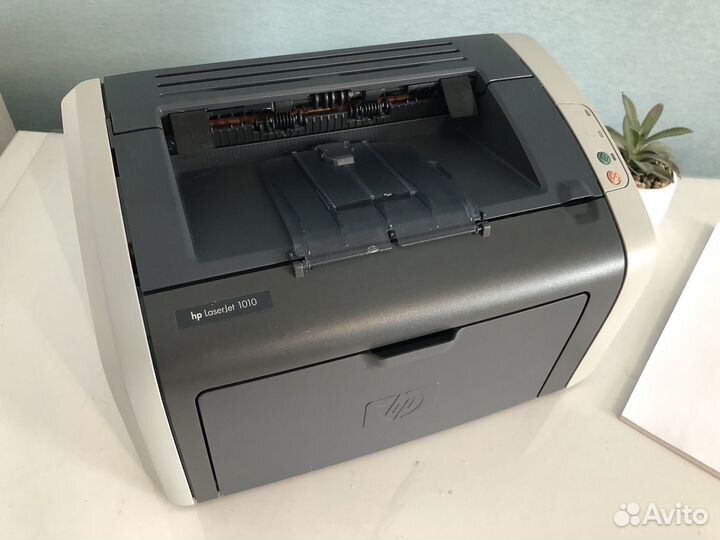Принтер hp 1010 (пробег всего 7т.стр.)
