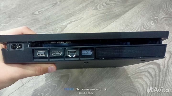 Sony playstation 4 PS4 slim 1tb