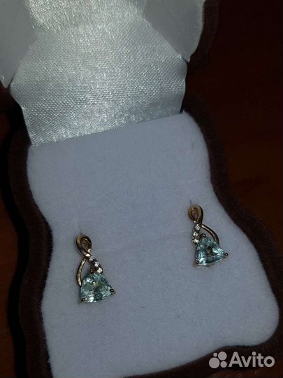 Золотые серьги