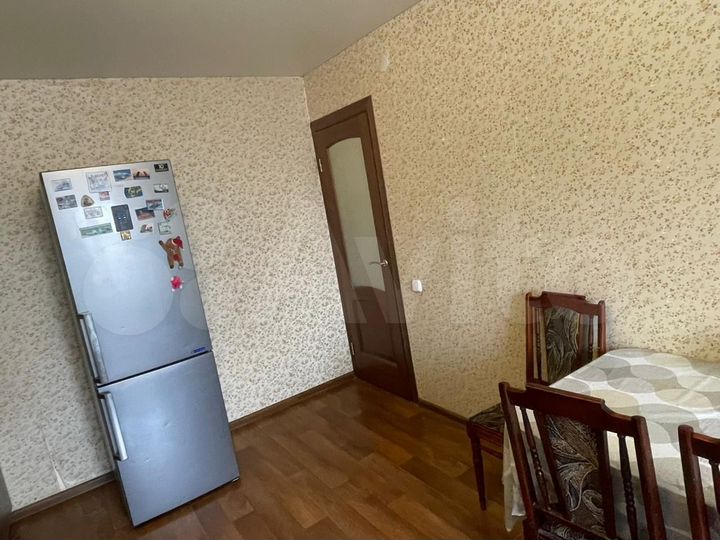 3-к. квартира, 84,3 м², 3/9 эт.