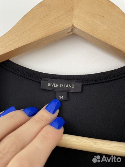 Черное облегающее платье river island M