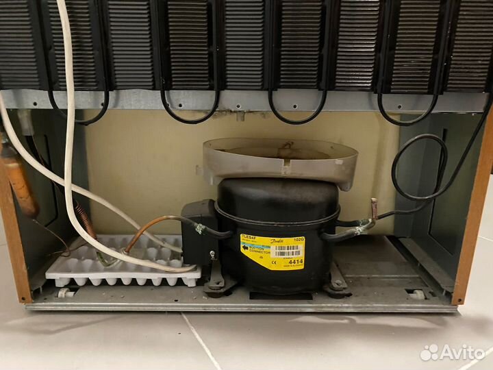 Холодильник indesit