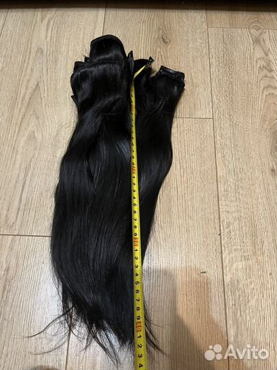 Волосы на заколках натуральные