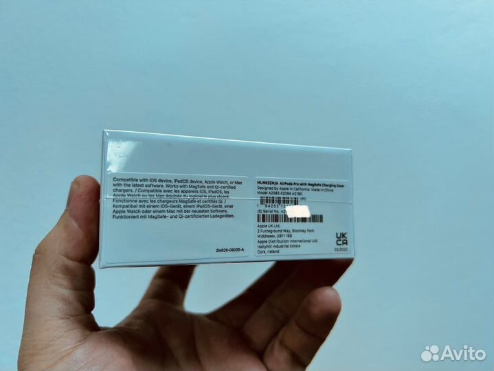 Беспроводные наушники AirPods Pro / model MagSafe