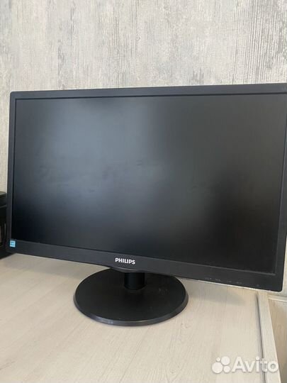 Монитор Philips 21.5
