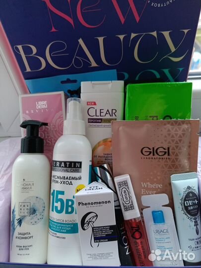 Бьюти-бокс (набор косметики)