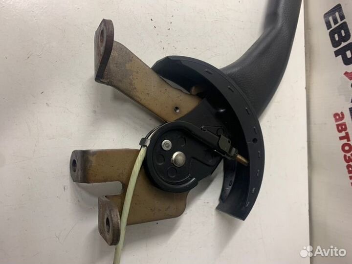 Рычаг стояночного тормоза Mitsubishi Lancer 9