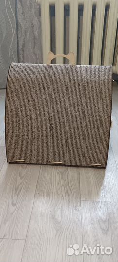 Домик для кошки с когтеточкой