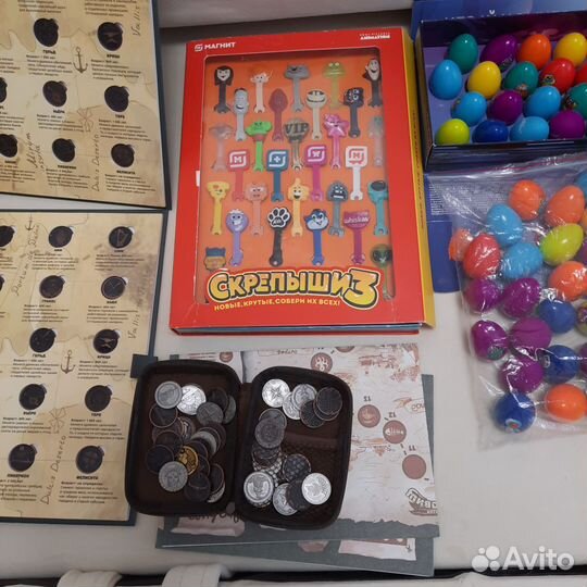 Скрепыши, треснутые 2, монеты из пятёрочки