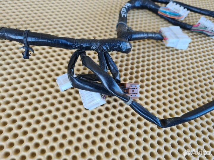 Проводка сиденья передняя правая Infiniti Ex35