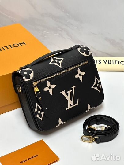Сумка Louis Vuitton Pochette Metis M45773