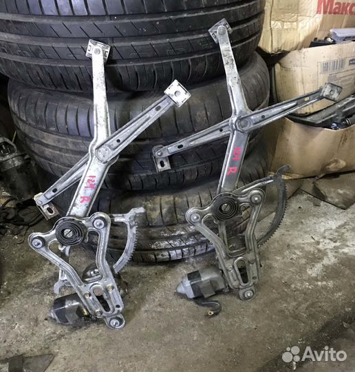 Стеклоподъемник электрический правый Mercedes W124