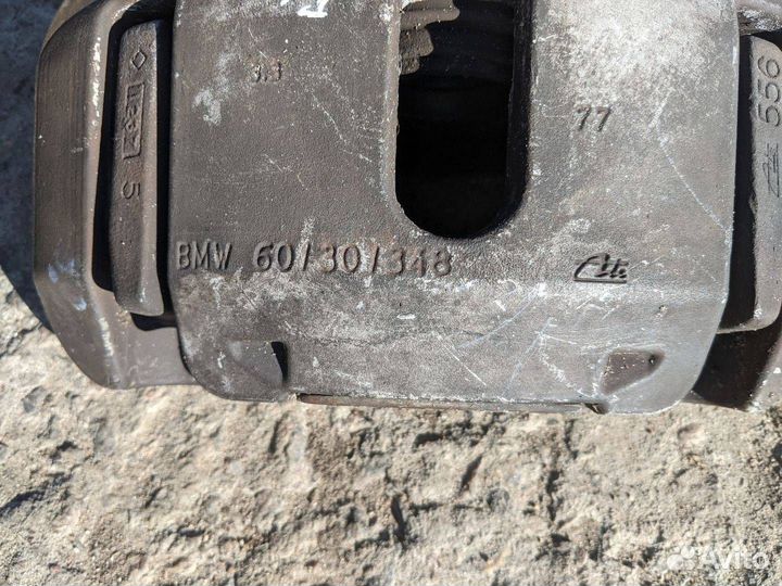 Суппорт тормозной передний левый BMW 5 6756303