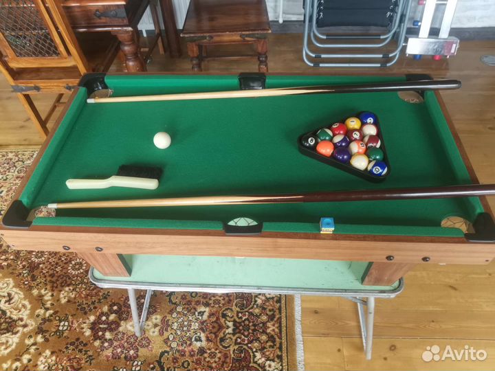 Бильярдный стол