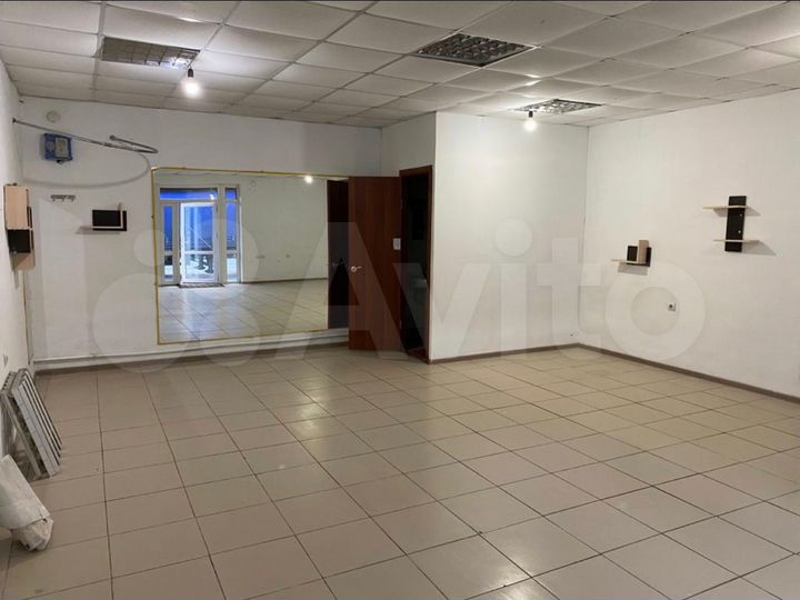 Торговая площадь, 44 м²