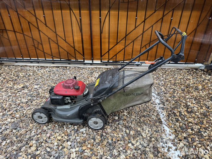 Газонокосилка бензиновая Honda HRX537hyea