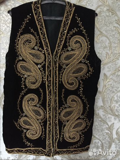 Камзол женский новый ручная работа