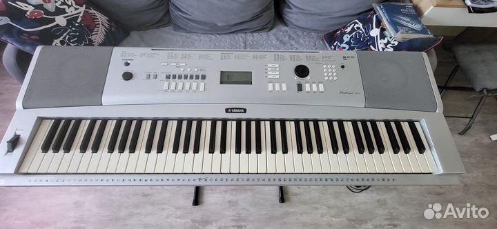 Синтезатор yamaha DGX-220
