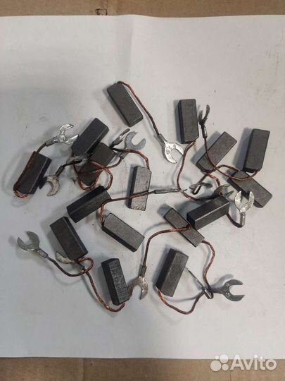 Щетки угольные графитовые