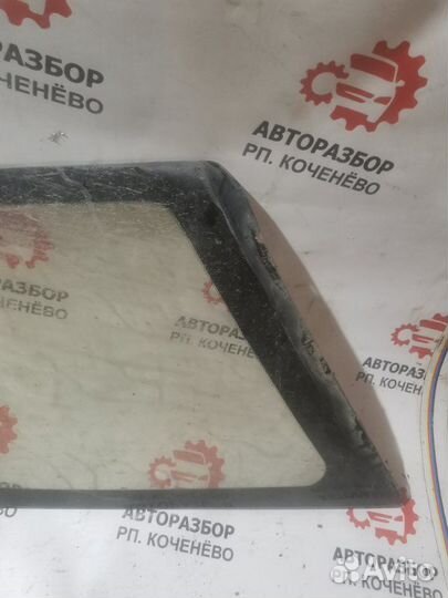 Стекло боковое заднее левое Mitsubishi Libero 4G93