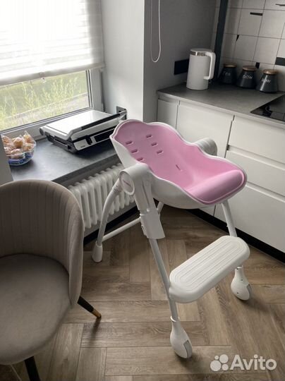 Детский стульчик для кормления