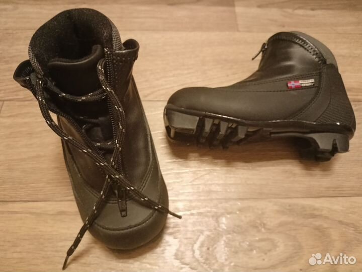 Лыжи беговые детские 130, ботинки р.30