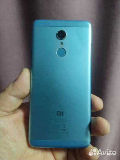 Xiaomi Redmi 5, 3/32 ГБ