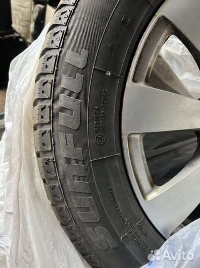 Sunfull SF-983 AS 215/60 R16 99H
