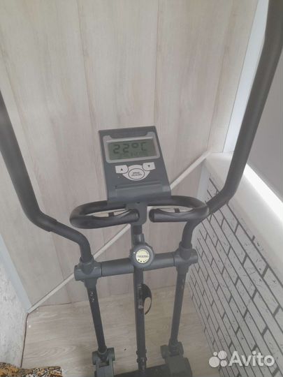 Эллиптический тренажер torneo