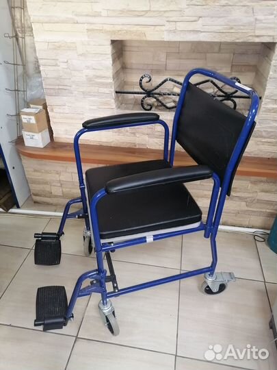Кресло коляска для инвалидов