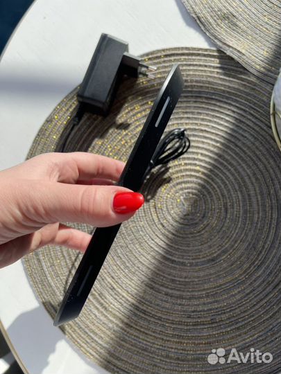 Беспроводная зарядка mophie