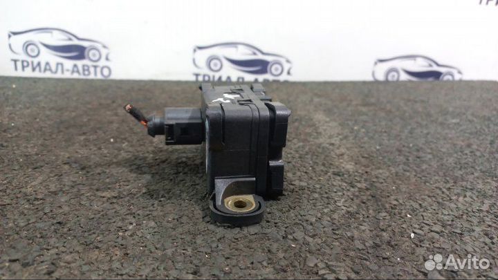 Датчик ускорения Q7