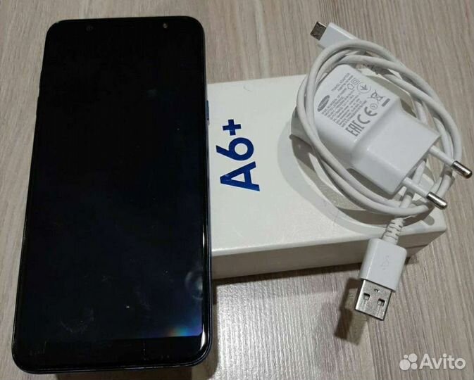 Телефон Samsung a6+