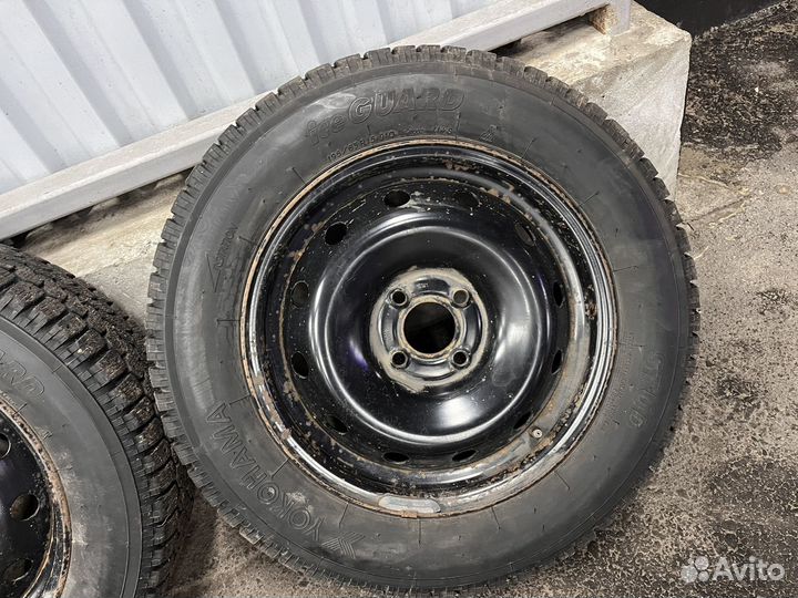 Колеса зимние yokohama iceGuard