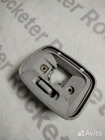 Плафон салонный Mitsubishi Mirage 4G 15YJ1859 1999