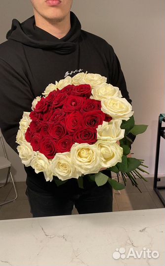 Букет роз. Розы красные. Розы 21 шт. Роза 25 шт