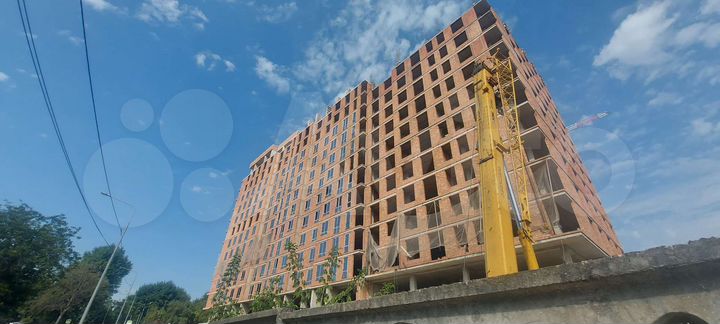 2-к. квартира, 71 м², 8/8 эт.