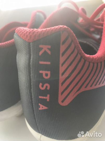 Футбольные бутсы kipsta